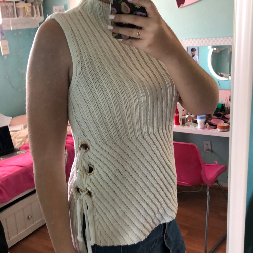 jennifer lopez short sleep mock neck
